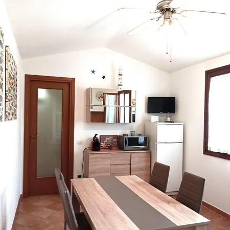 Villino Monte Nai בית נופש